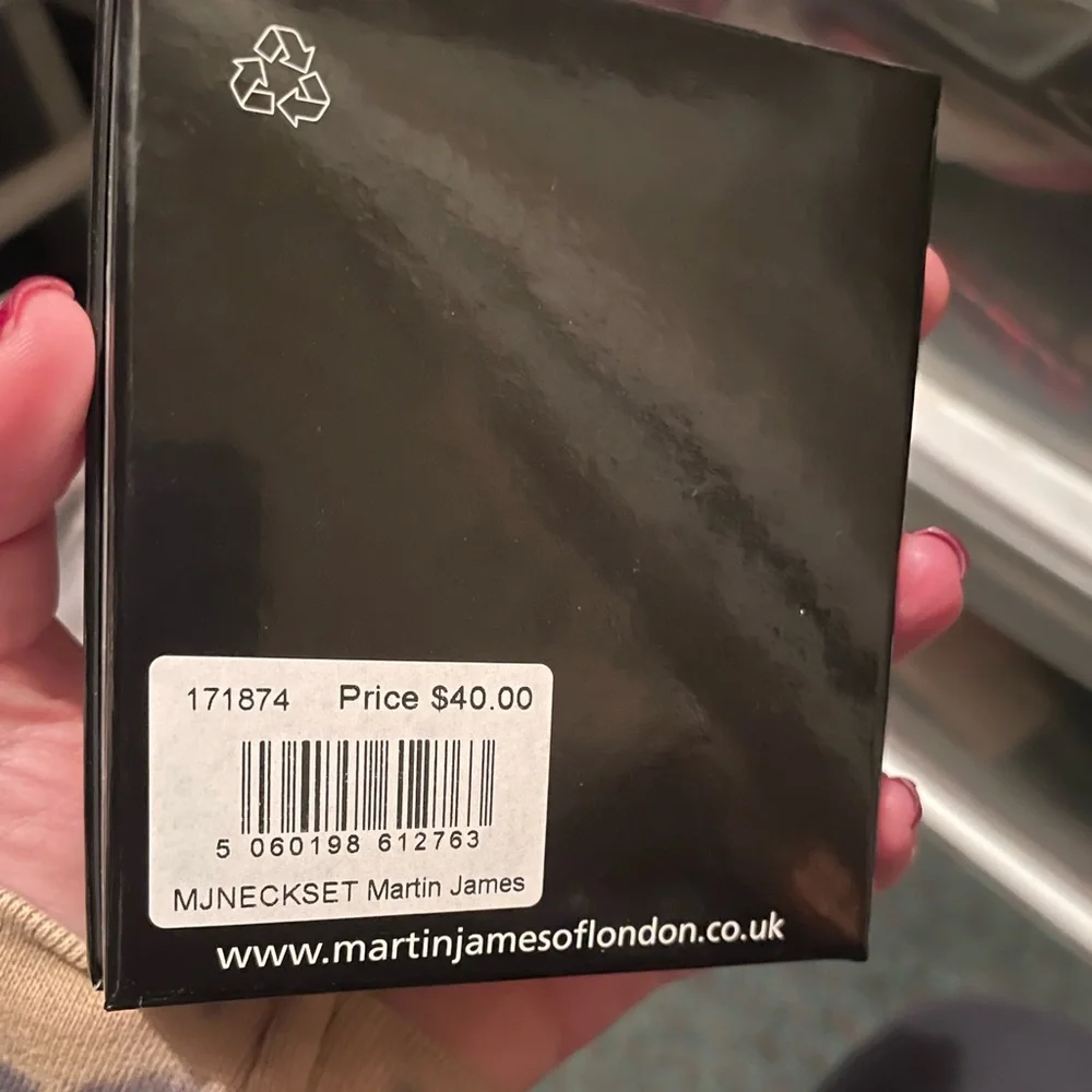 🎁🎄Martin James Set🎄🎁 - Picture 3 of 3